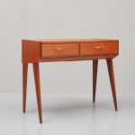 1038 1064 WRITING DESK